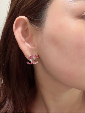 CHANEL Pink Crystal CC earrings